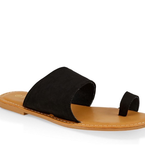 Sandles - Picture 3 of 8